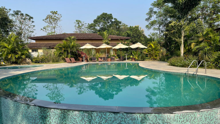 Jungle Villa Resort