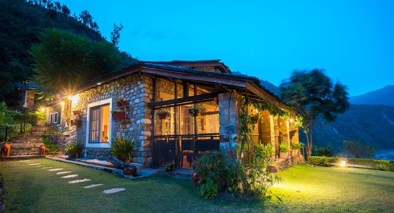 Summit River Lodge